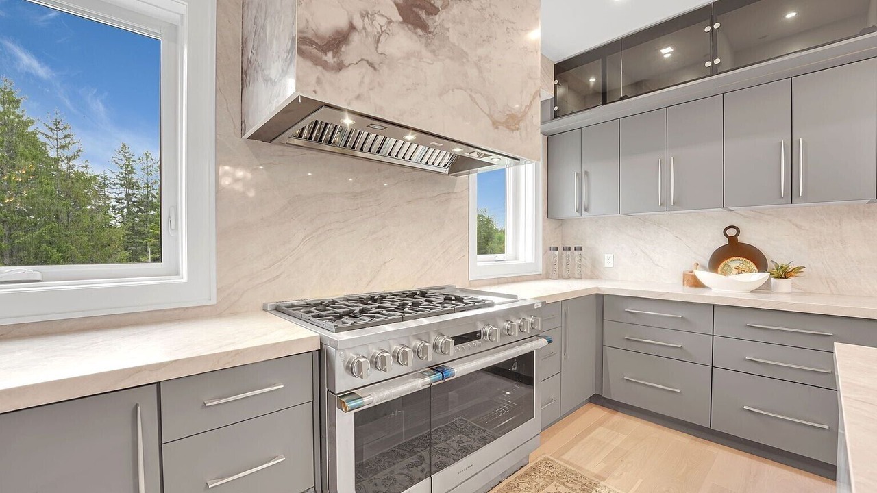 Photo of Kitchen in Caledon