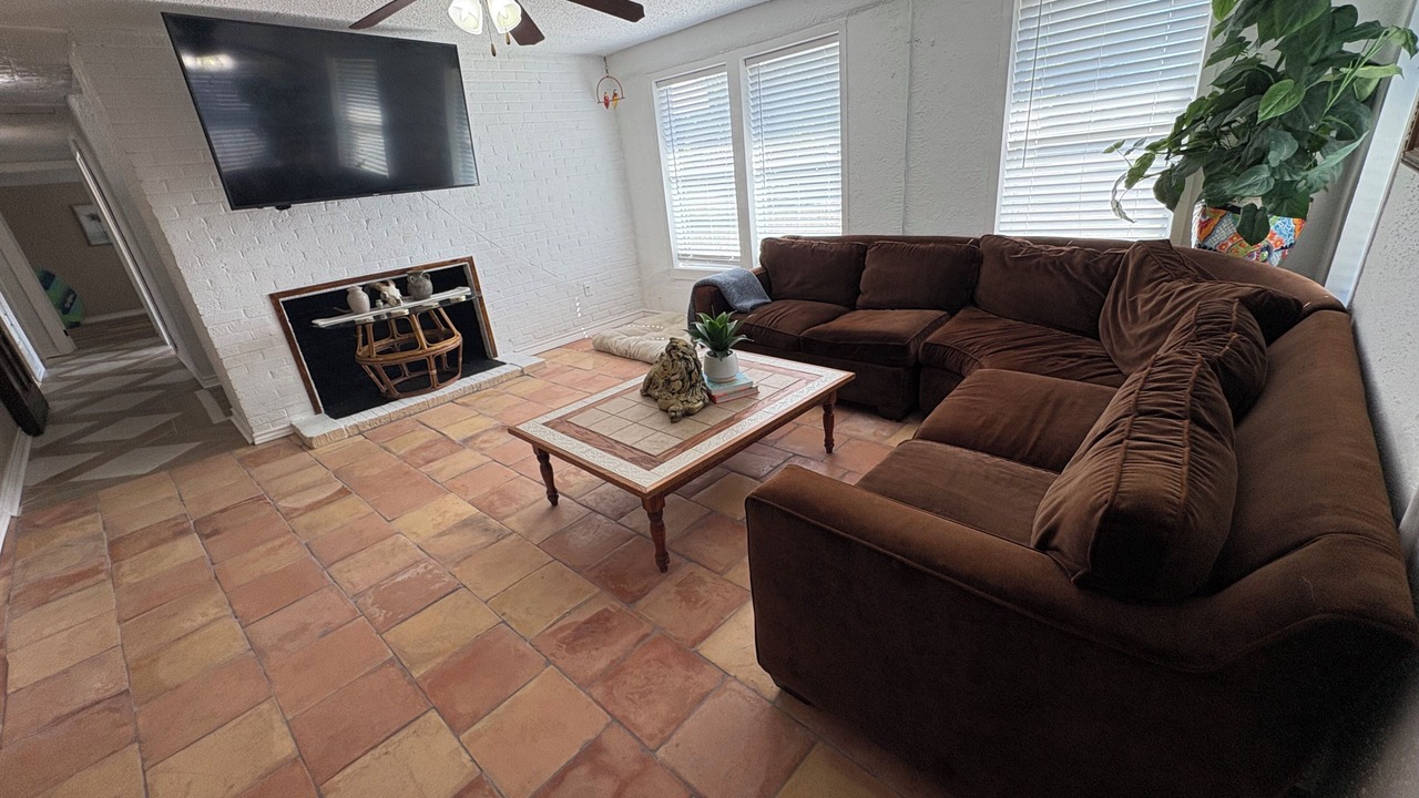 Photo of Livingroom in Ingleside