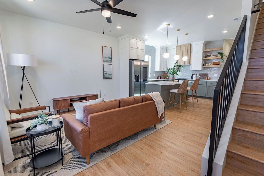 Photo of Livingroom in Brookline Station