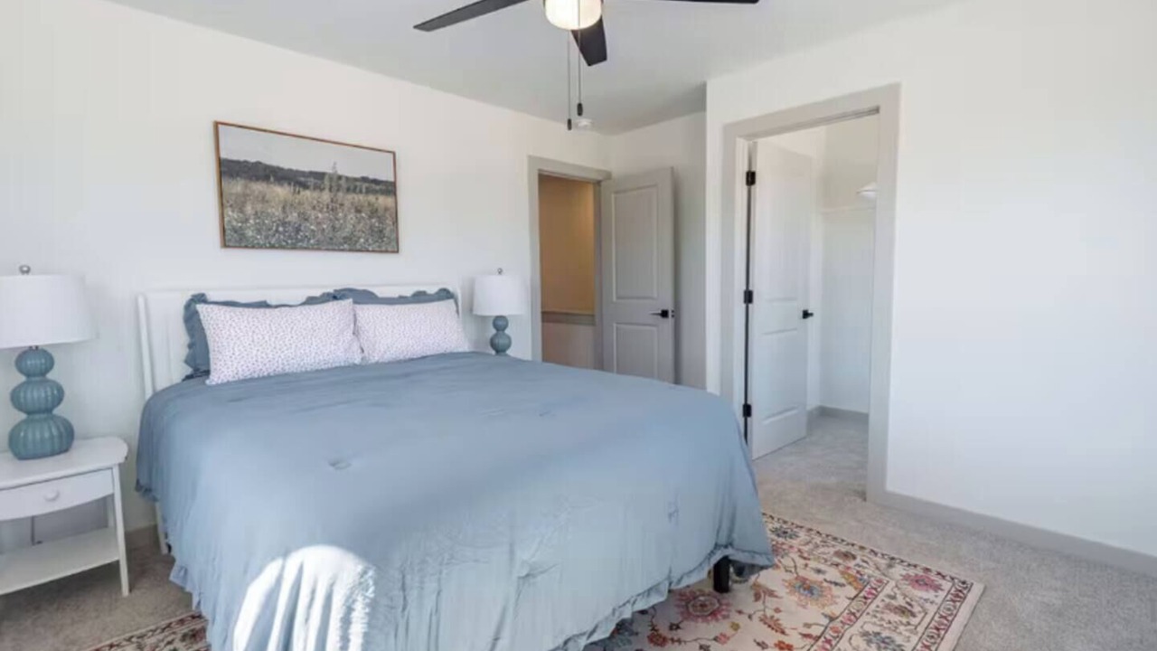 Photo of Bedroom in Brookline Station