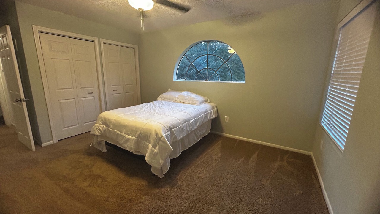 Photo of Bedroom in Conroe