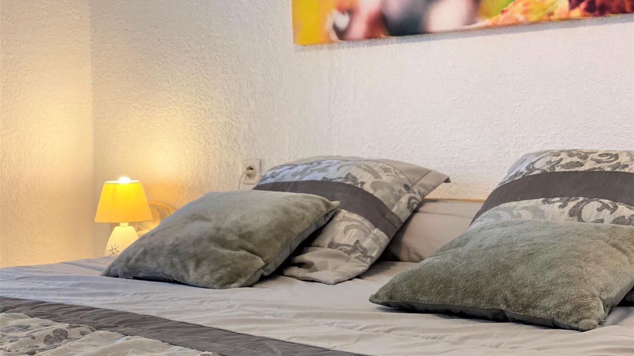 Photo of Bedroom in Saint-Laurent-de-la-Cabrerisse