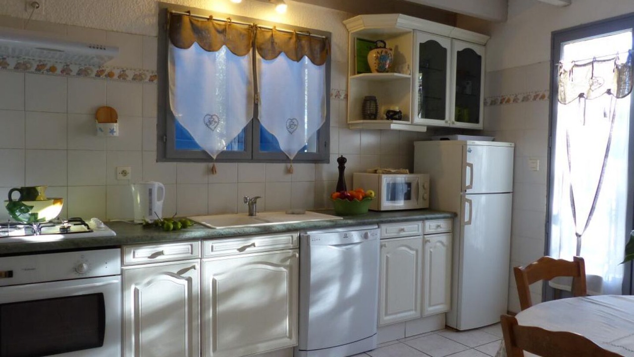Photo of Kitchen in Saint-Laurent-de-la-Cabrerisse