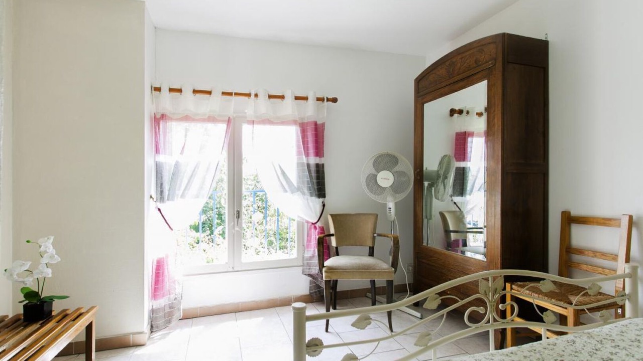 Photo of Bedroom in Saint-Laurent-de-la-Cabrerisse