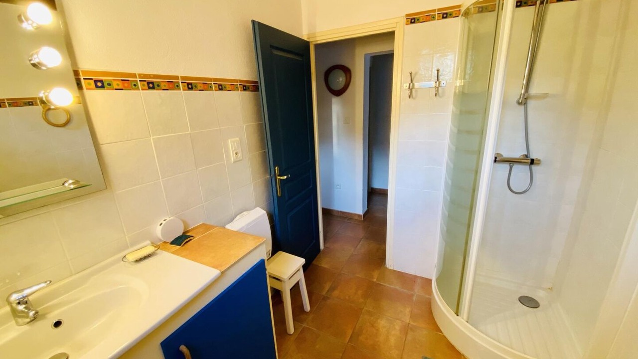 Photo of Bathroom in Bages