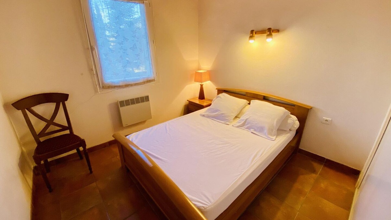 Photo of Bedroom in Bages