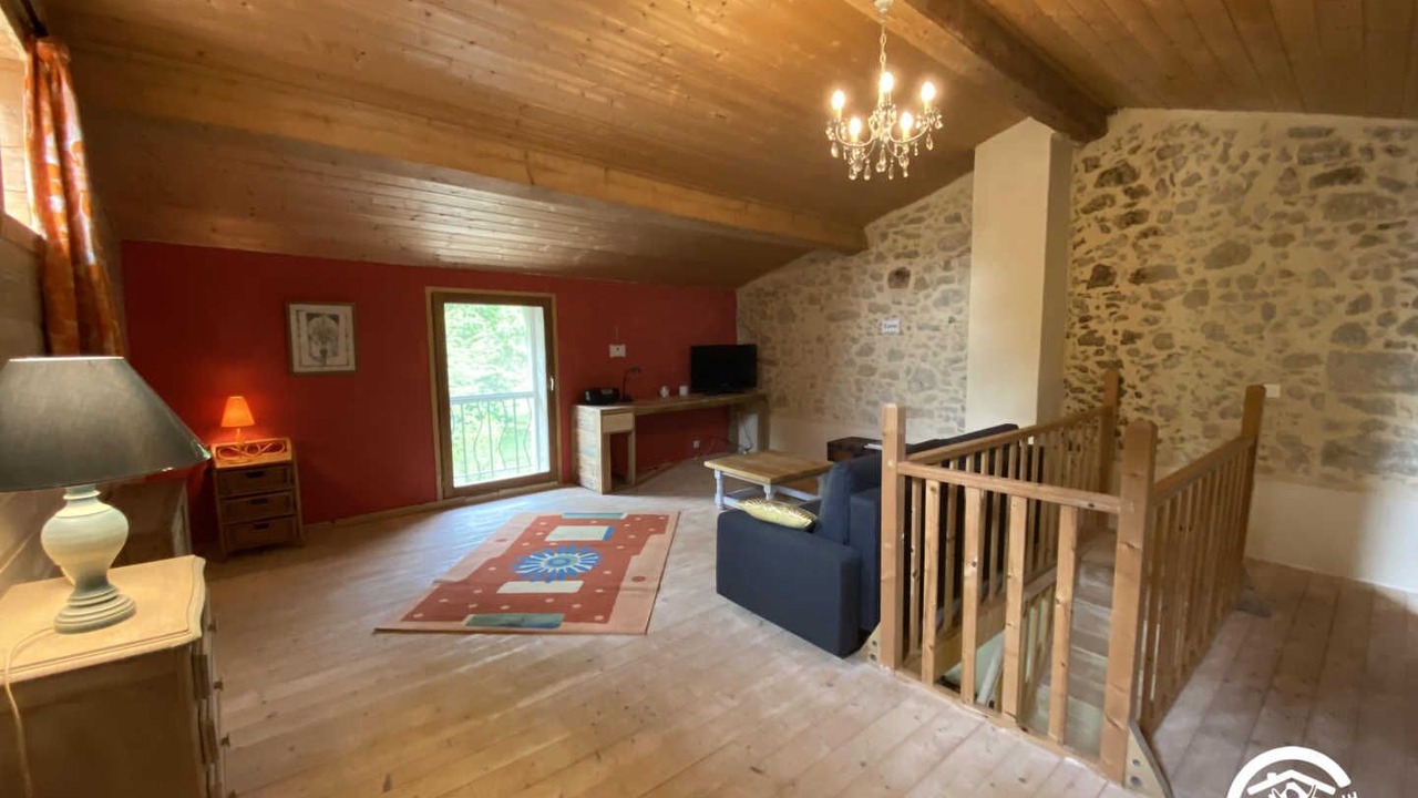 Photo of Livingroom in Saint-Julien-de-Briola