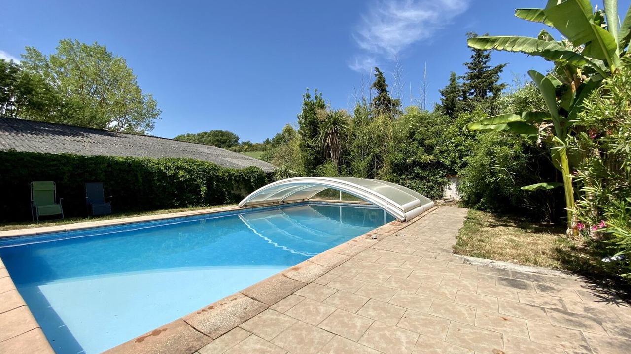 Photo of Outdoor in Saint-Julien-de-Briola