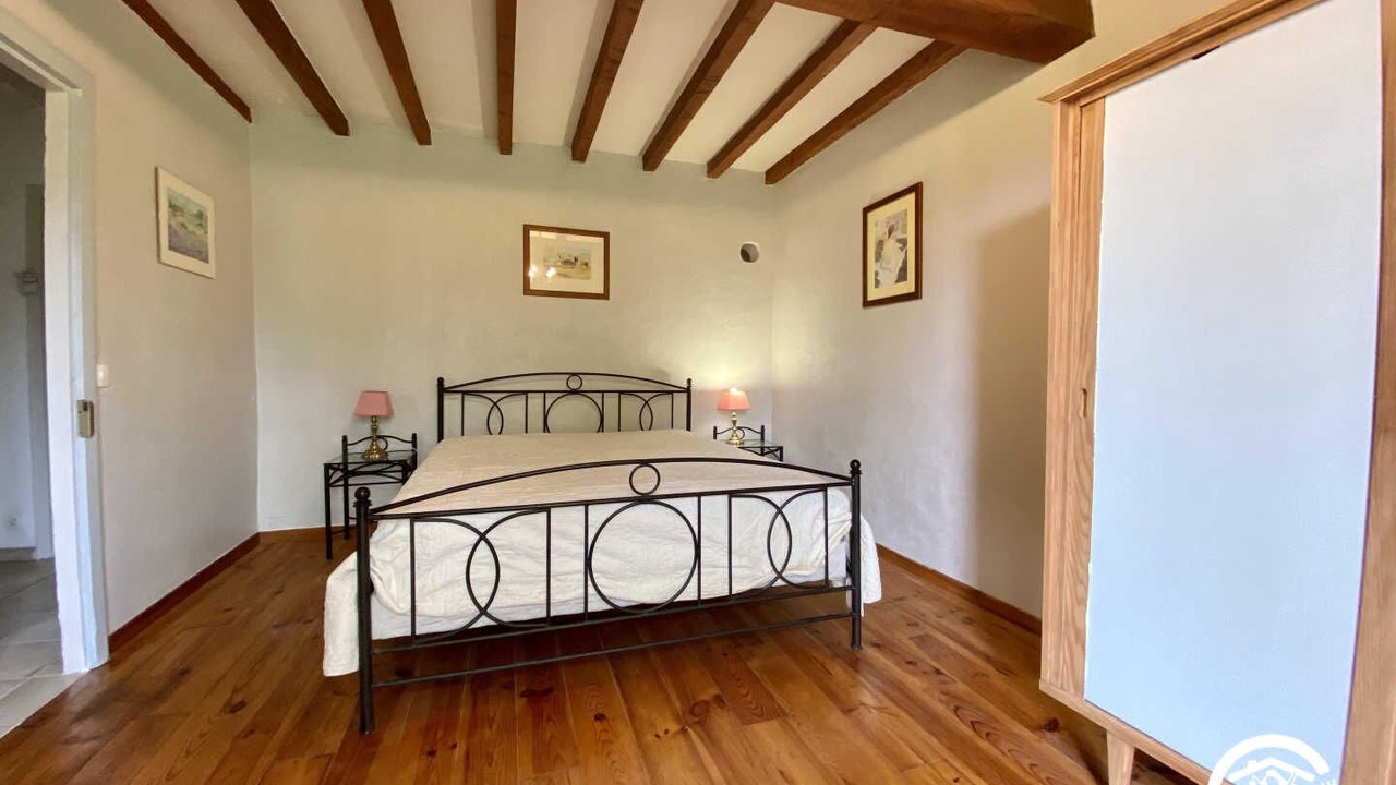 Photo of Bedroom in Saint-Julien-de-Briola