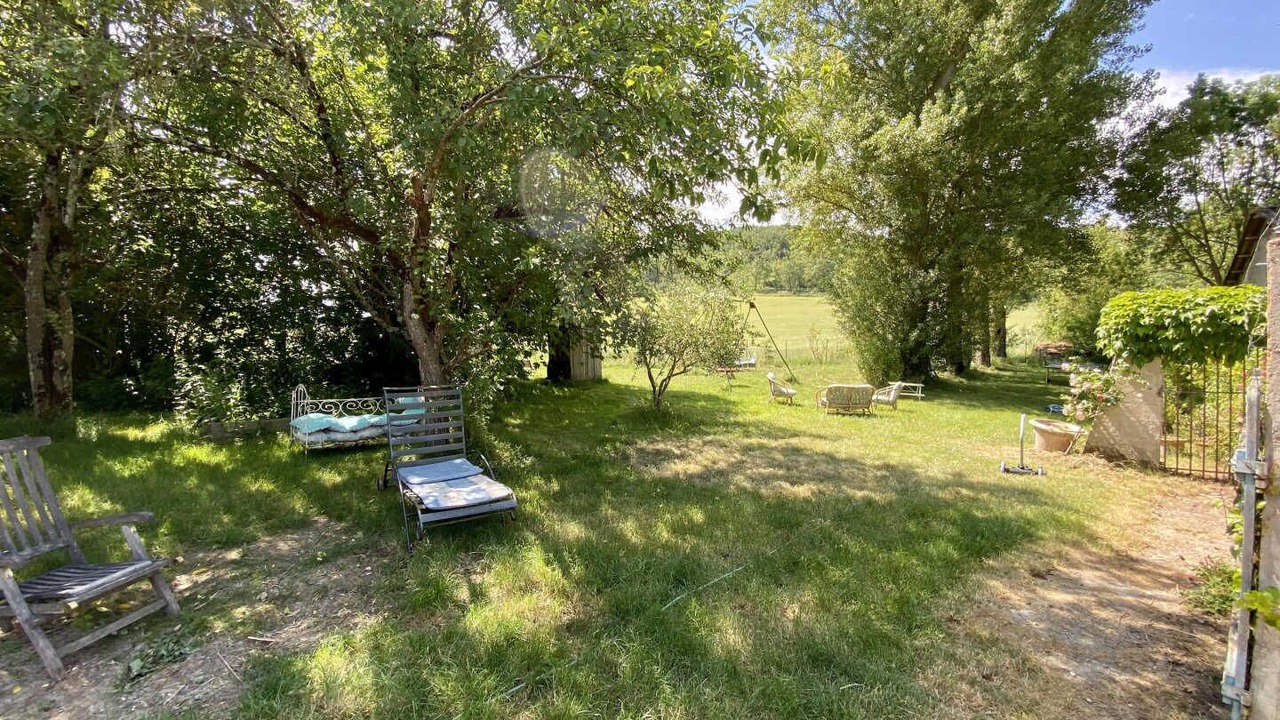 Photo of Outdoor in Saint-Julien-de-Briola