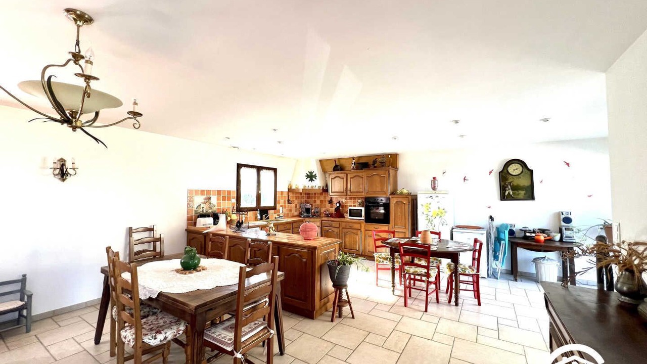 Photo of Others in Arzens