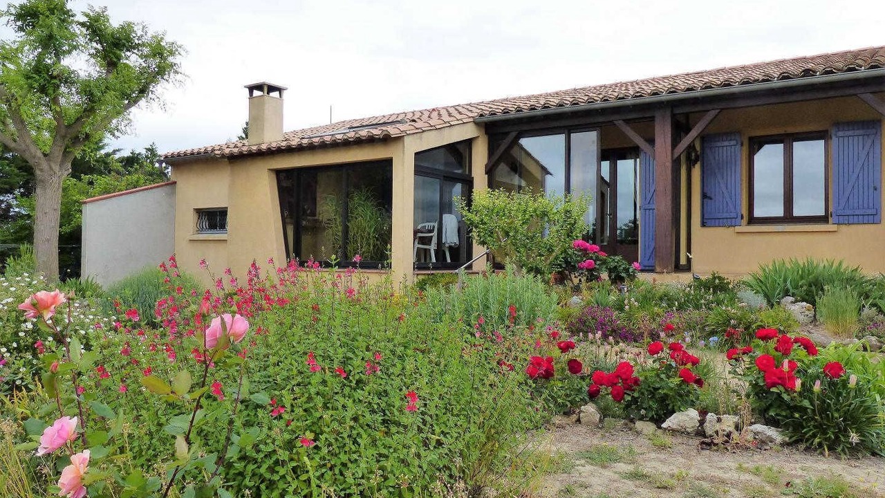 Photo of Outdoor in Ouveillan
