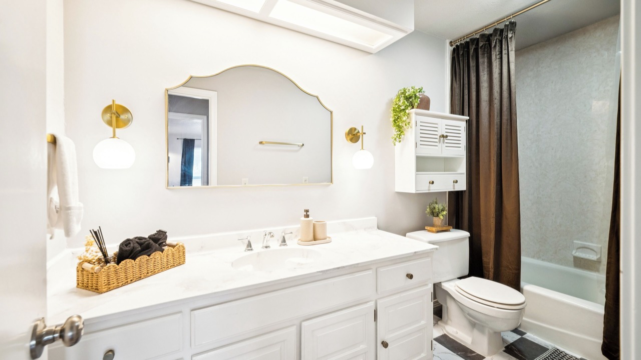Photo of Bathroom in Broken Arrow