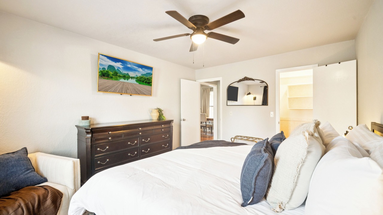 Photo of Bedroom in Broken Arrow