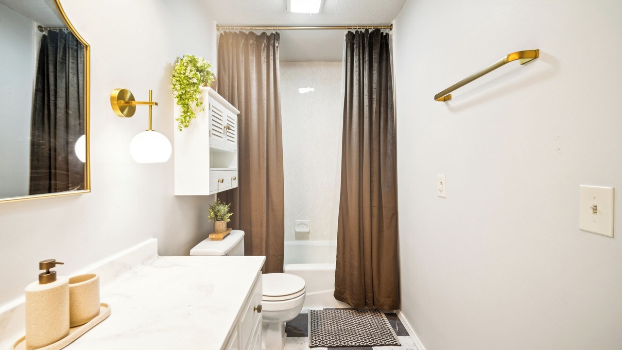 Photo of Bathroom in Broken Arrow