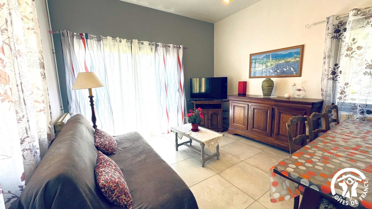 Photo of Livingroom in Saint-Martin-Lalande