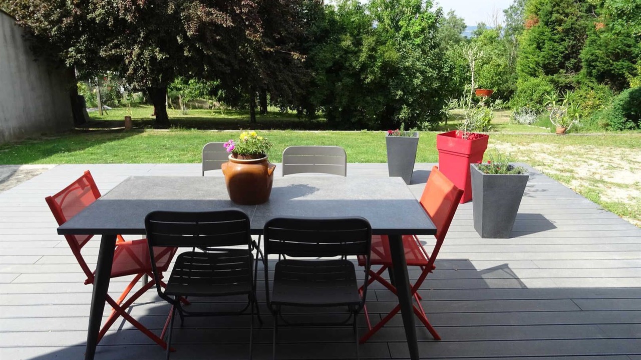 Photo of Outdoor in Saint-Martin-Lalande