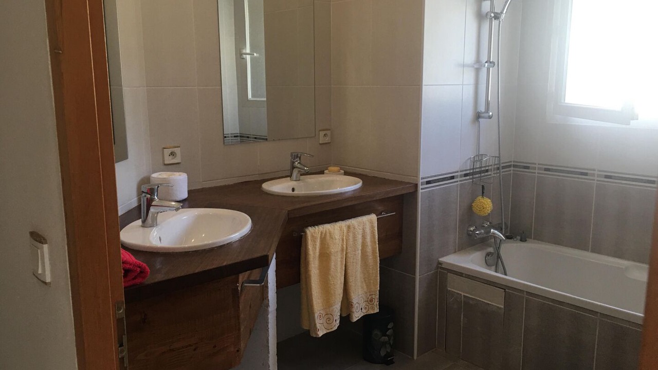 Photo of Bathroom in Couiza