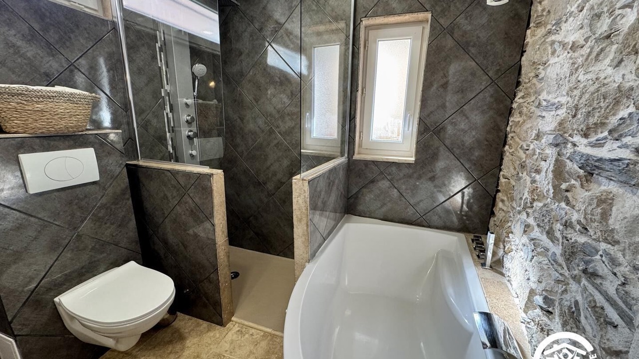 Photo of Bathroom in Villaniere