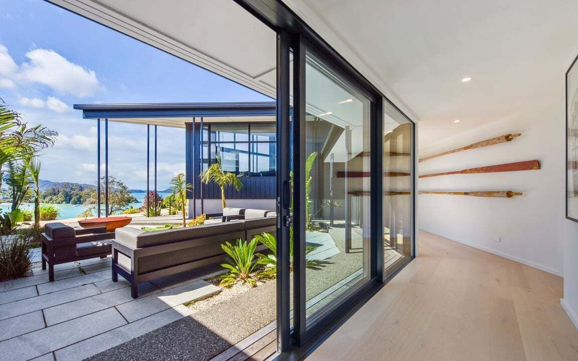 Photo of Patio Balcony in Ngaio Bay