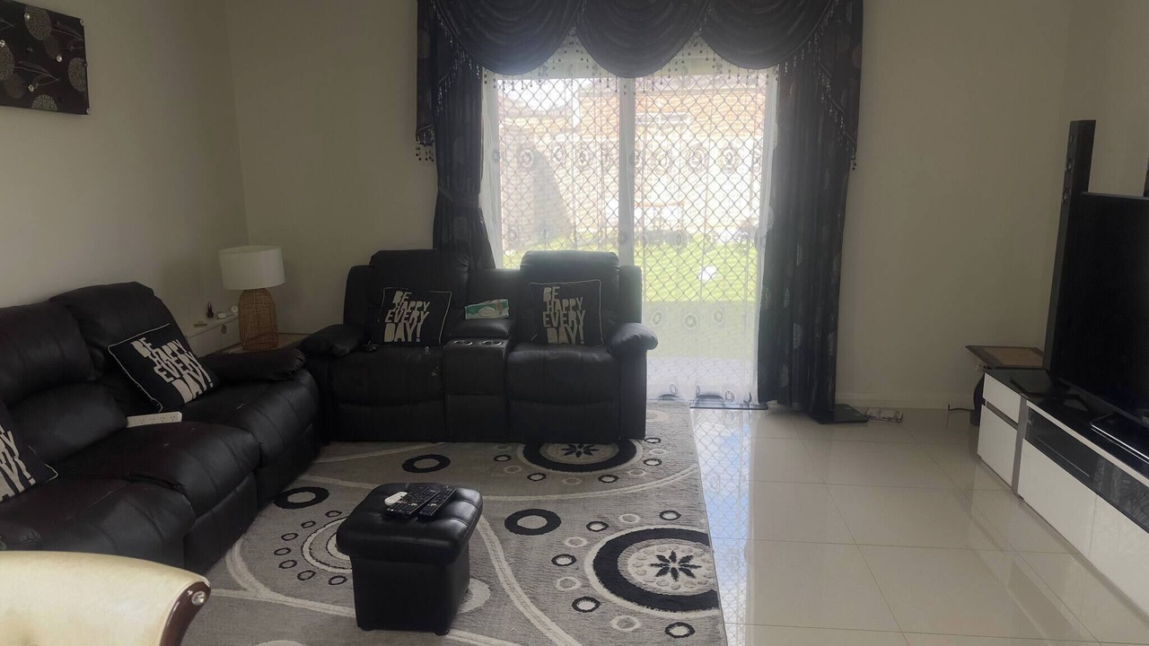 Photo of Livingroom in Brookfield