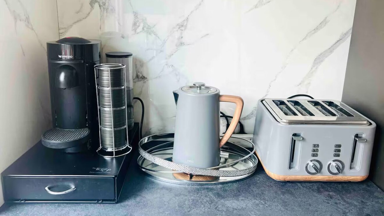 Photo of Others in Harlow