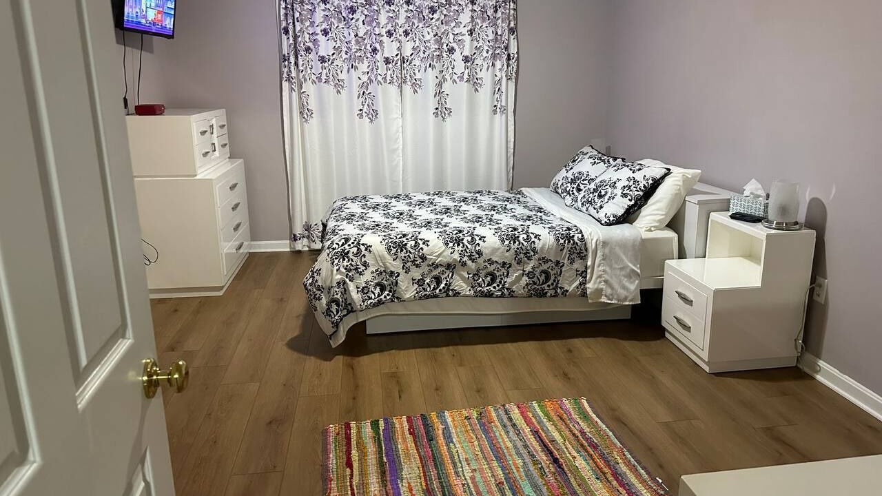 Photo of Bedroom in State College