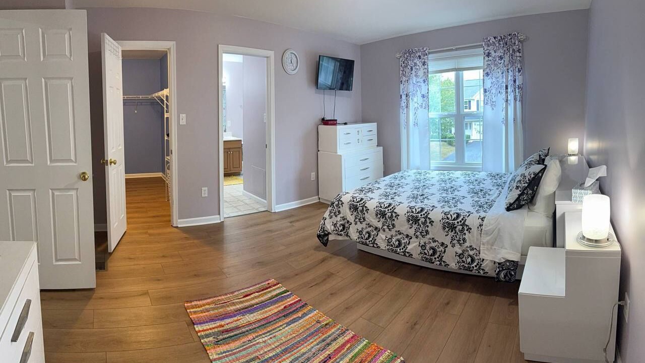 Photo of Bedroom in State College