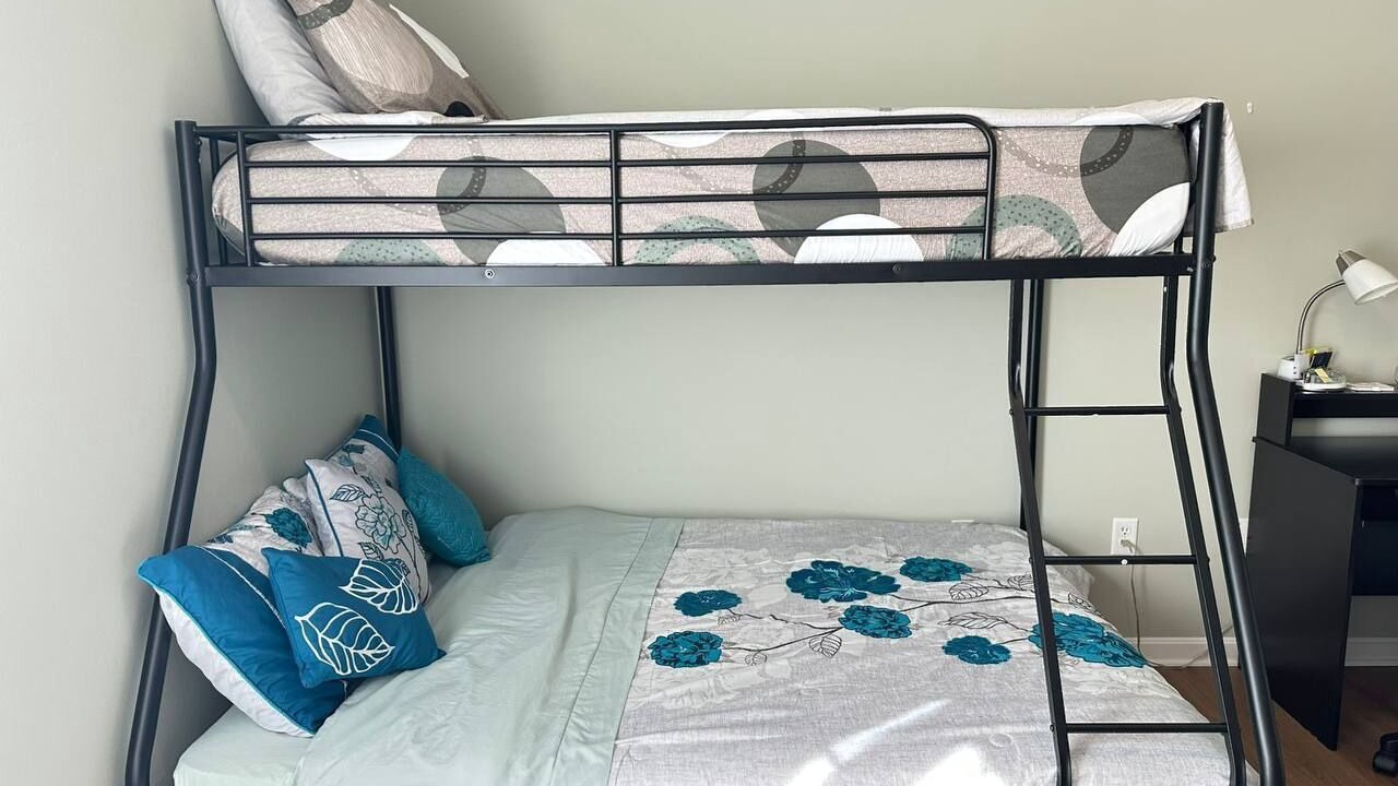 Photo of Bedroom in State College