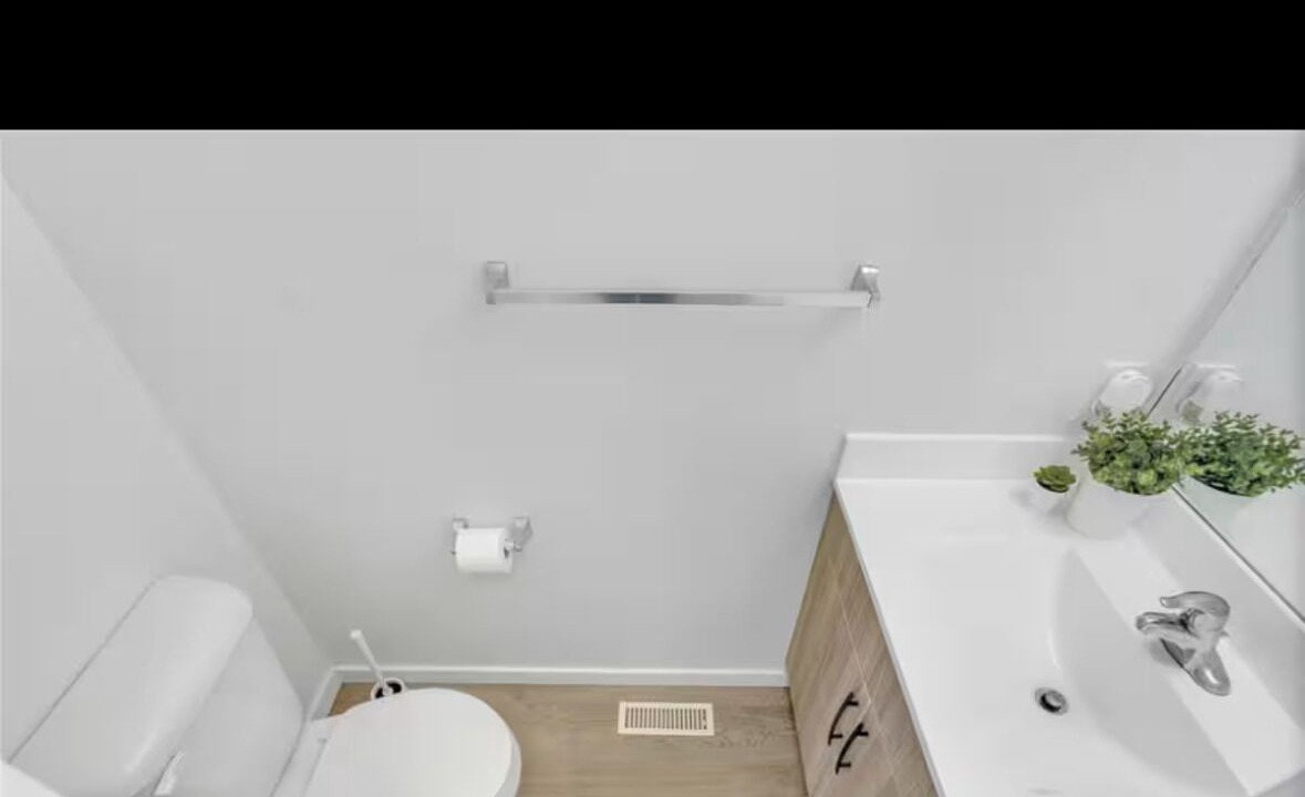 Photo of Bathroom in Fort Gary
