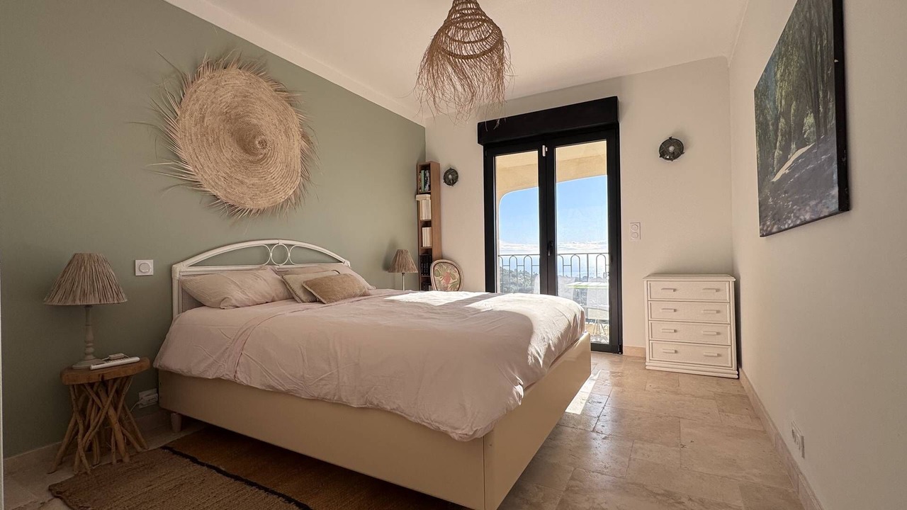 Photo of Bedroom in Les Issambres