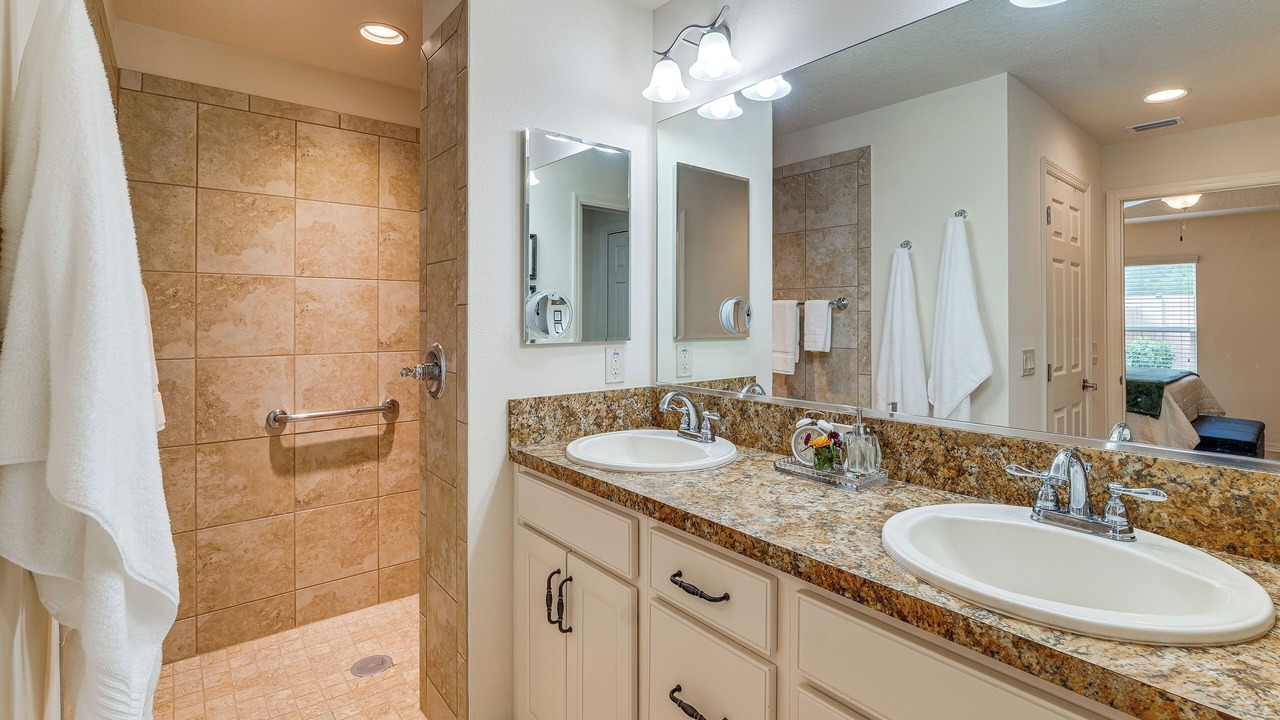 Photo of Bathroom in Wildwood
