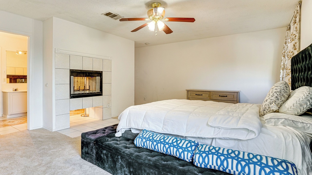 Photo of Bedroom in Fossil Creek