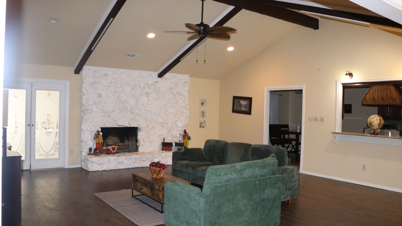 Photo of Livingroom in Fort Worth