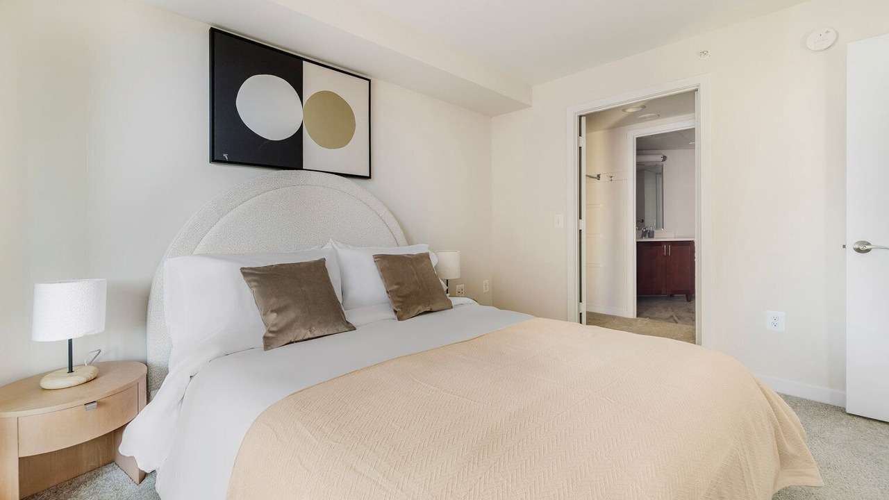 Photo of Bedroom in Ballston
