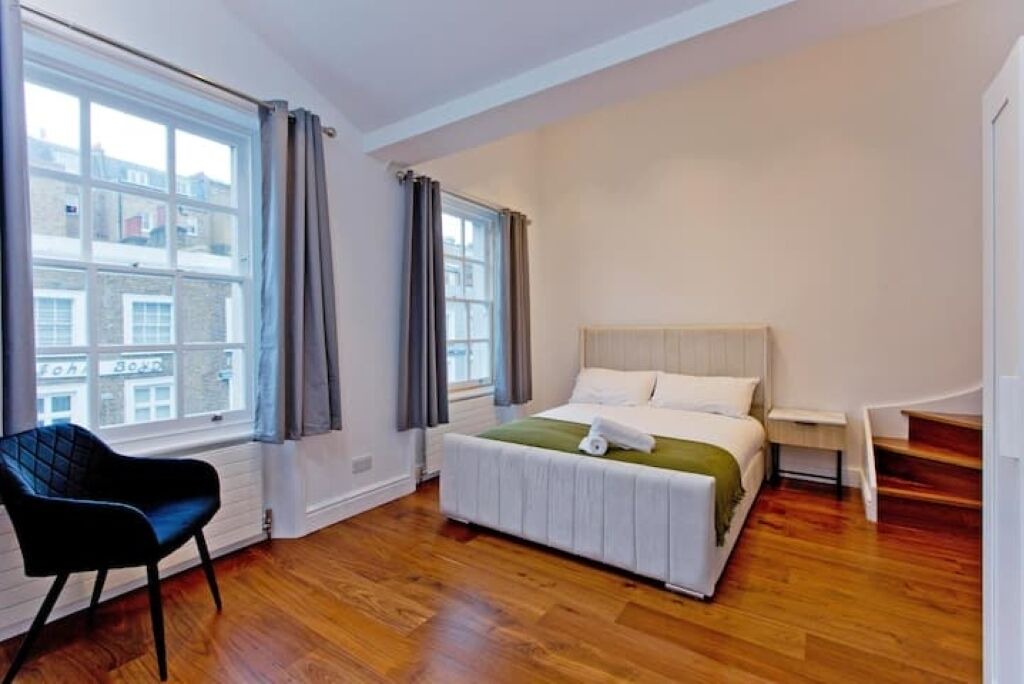 Photo of Bedroom in Brompton & Hans Town