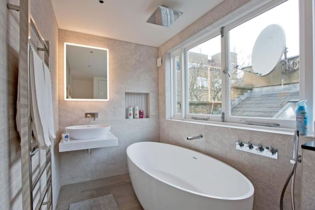 Photo of Bathroom in Brompton & Hans Town