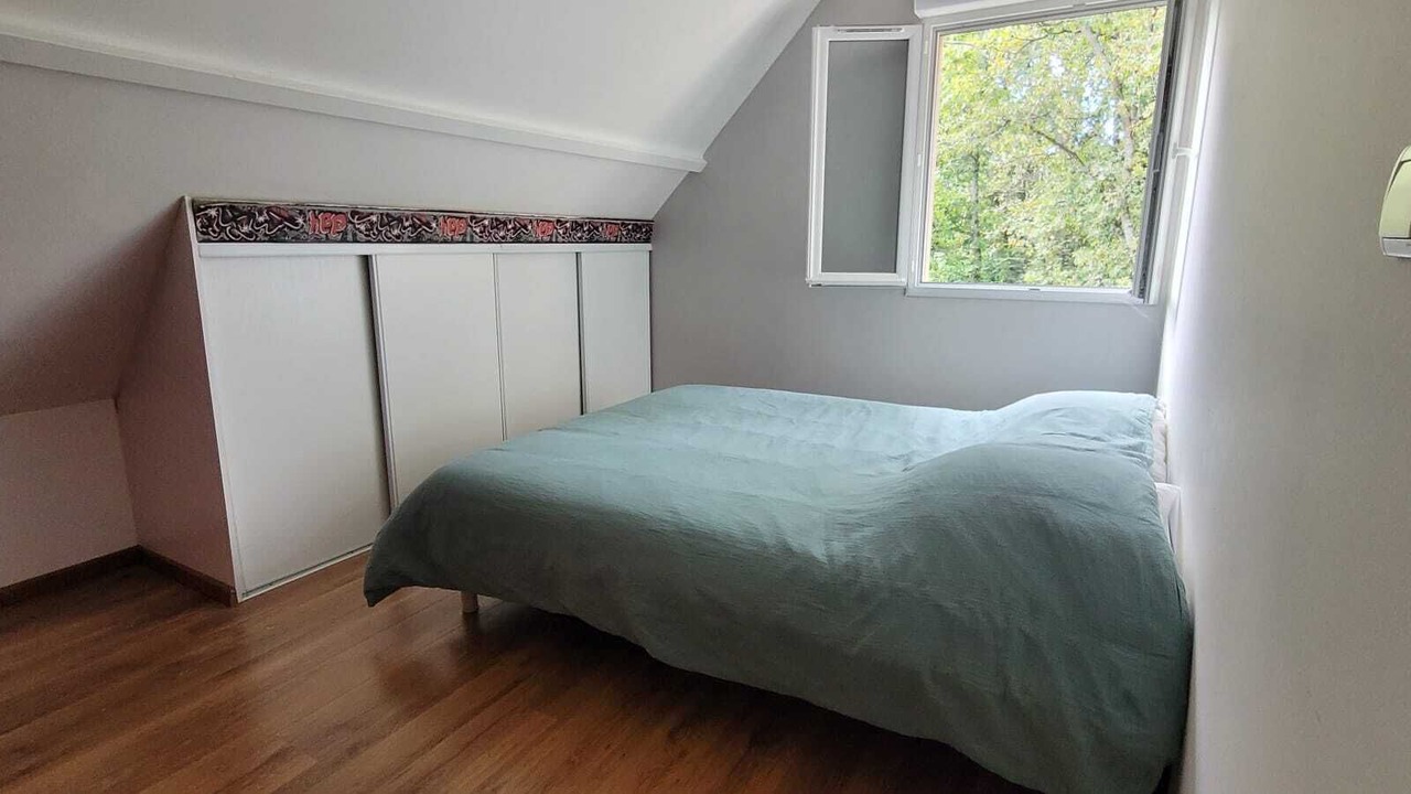 Photo of Bedroom in Nanteau-sur-Essonne