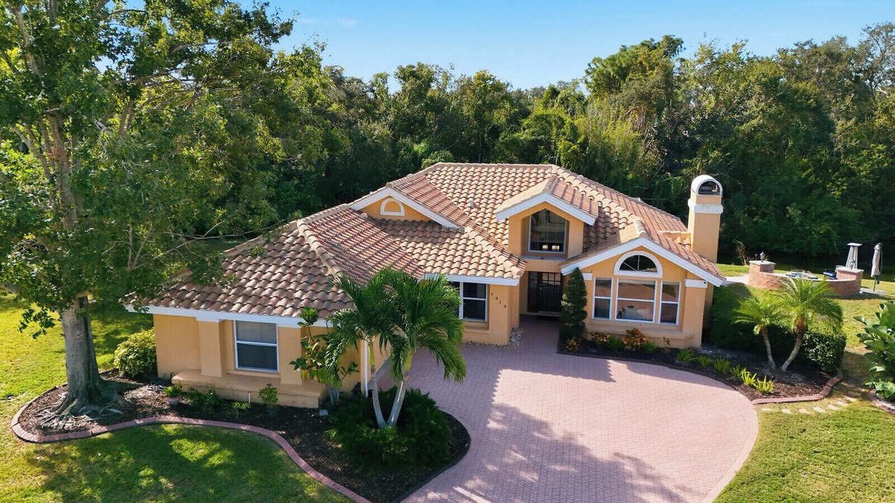 Photo of Outdoor in Trailer Estates