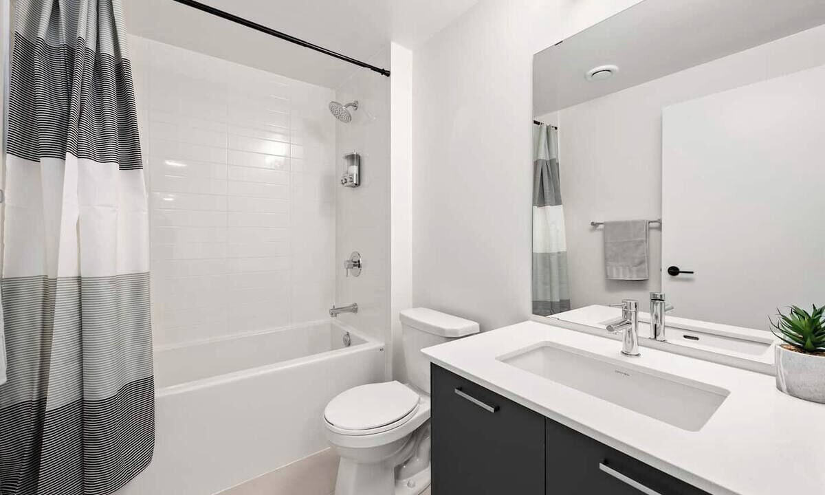 Photo of Bathroom in Harwood