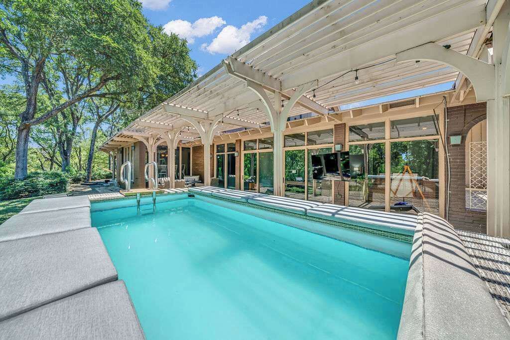 Photo of Outdoor in Riverside