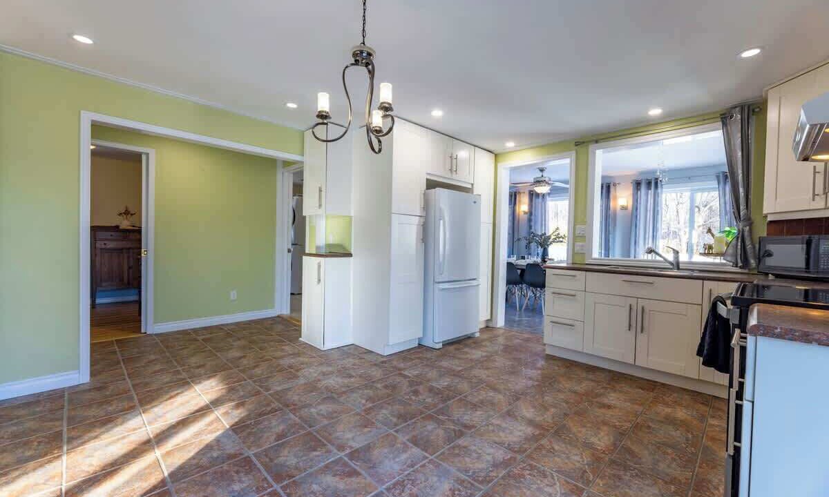 Photo of Kitchen in Sainte-Marcelline-de-Kildare