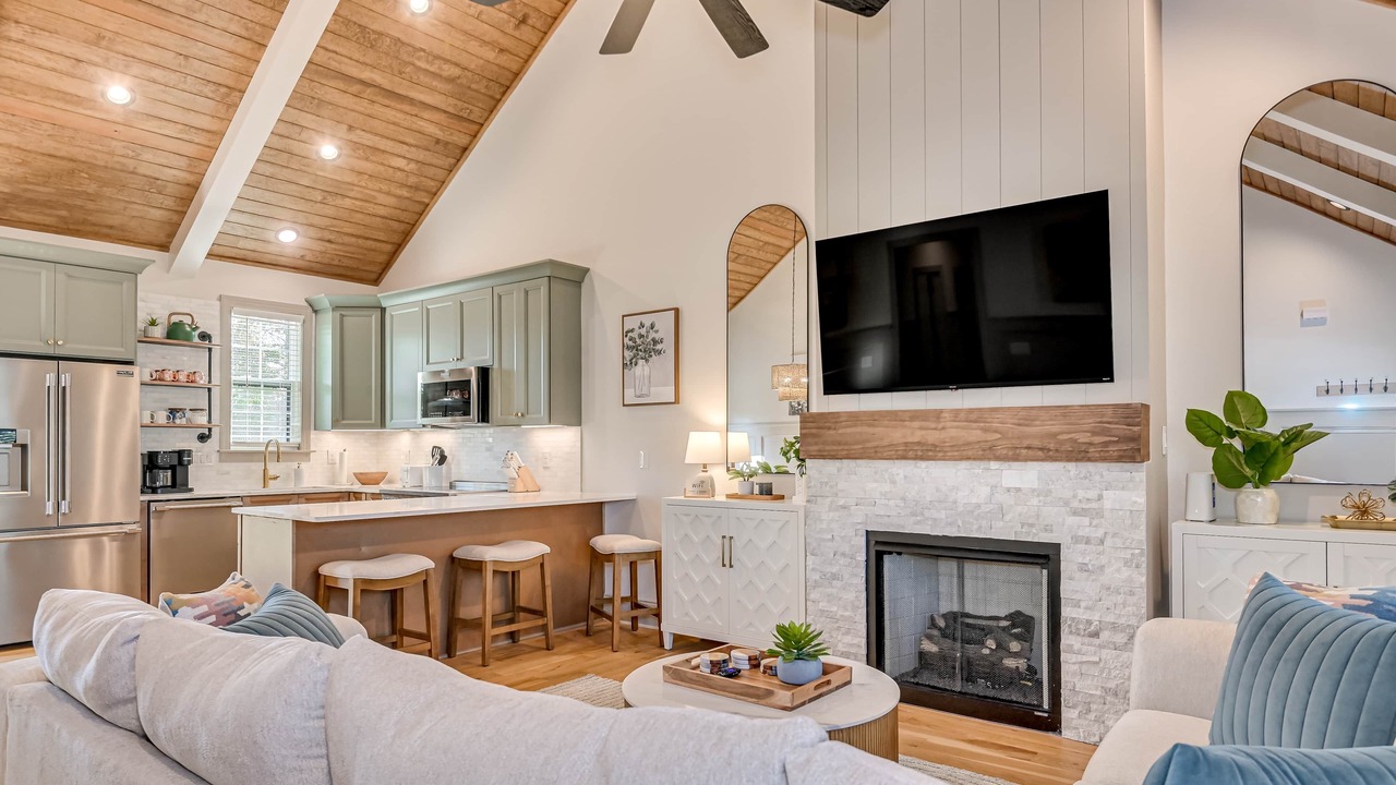 Photo of Bedroom in Martinez