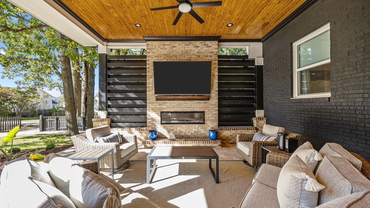 Photo of Livingroom in Northeast Raleigh