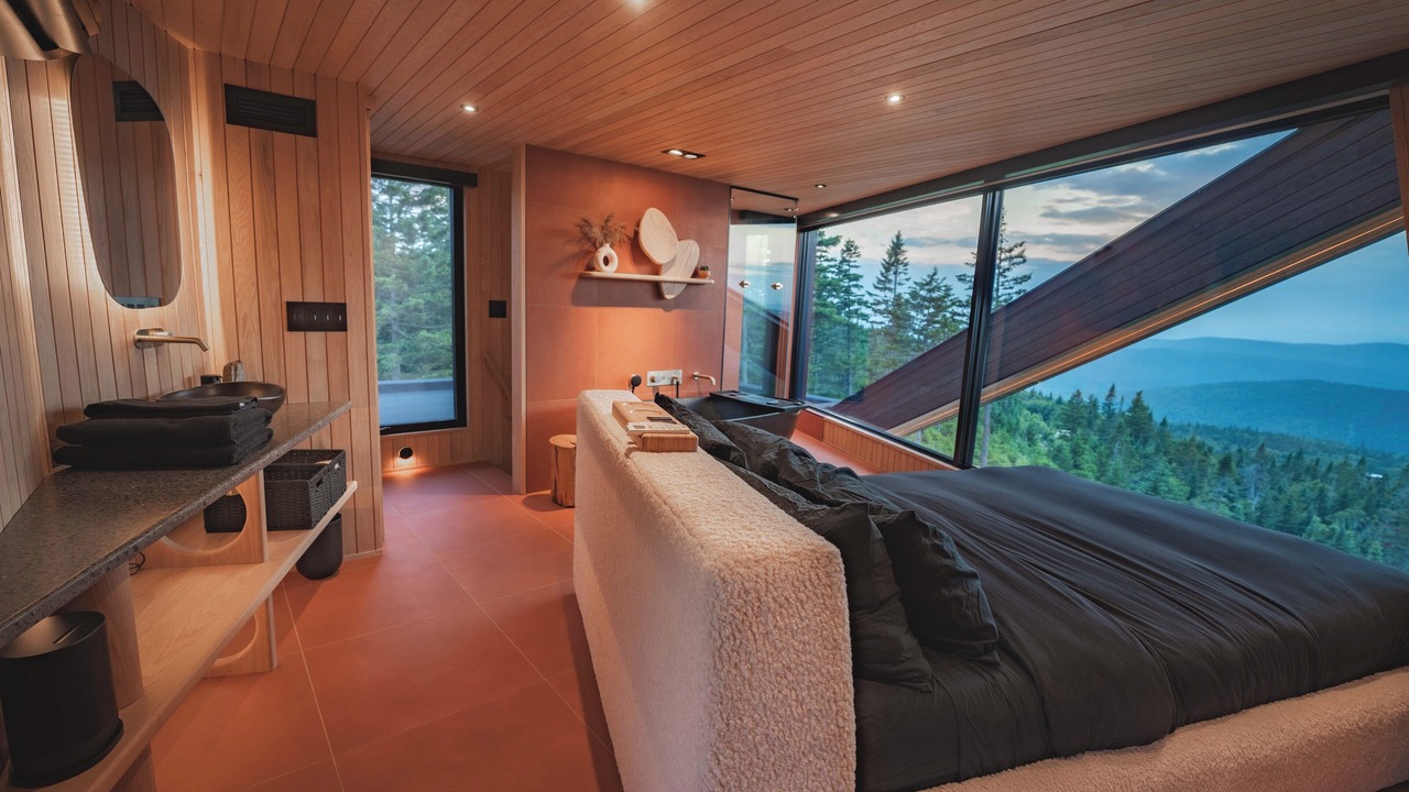 Photo of Bedroom in Lac Beauport