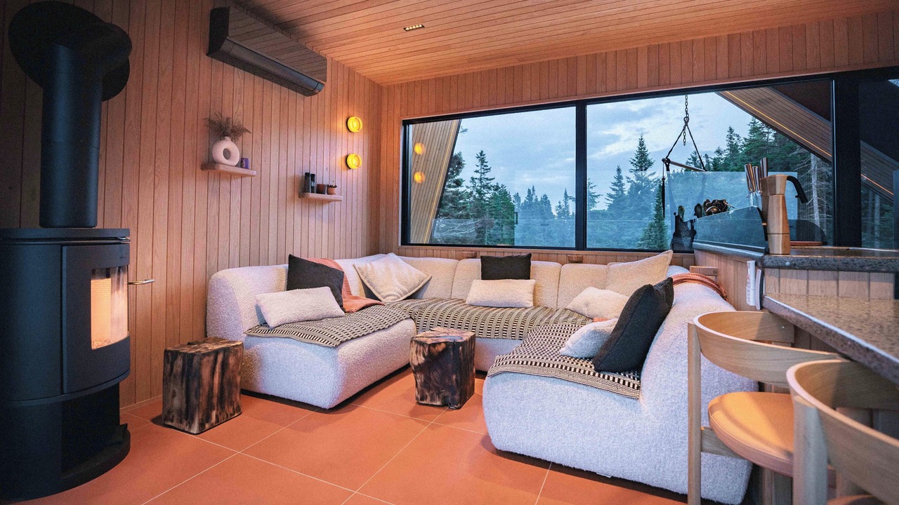 Photo of Livingroom in Lac Beauport