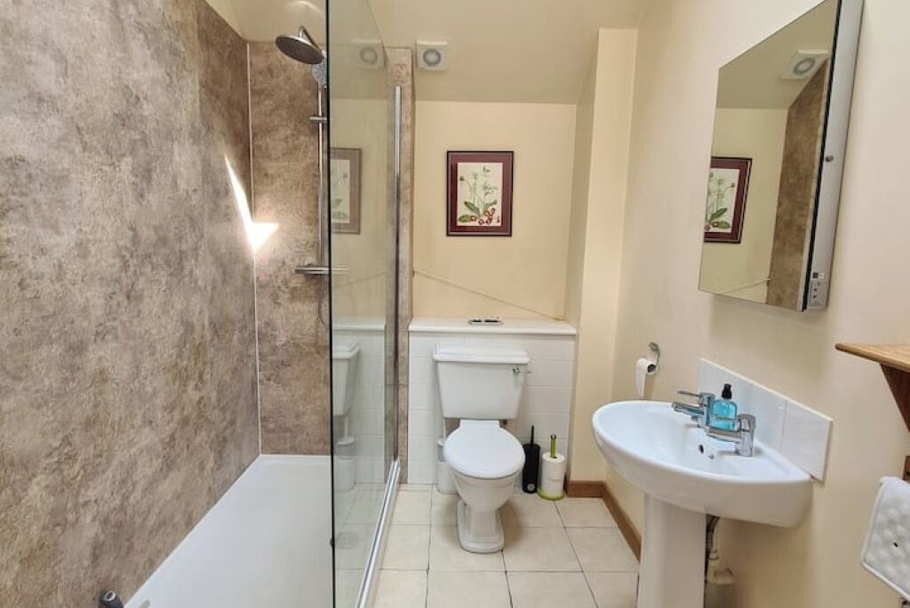 Photo of Bathroom in Offham