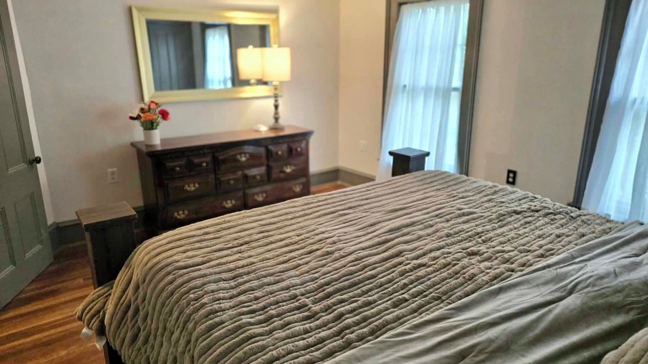 Photo of Bedroom in Elmira