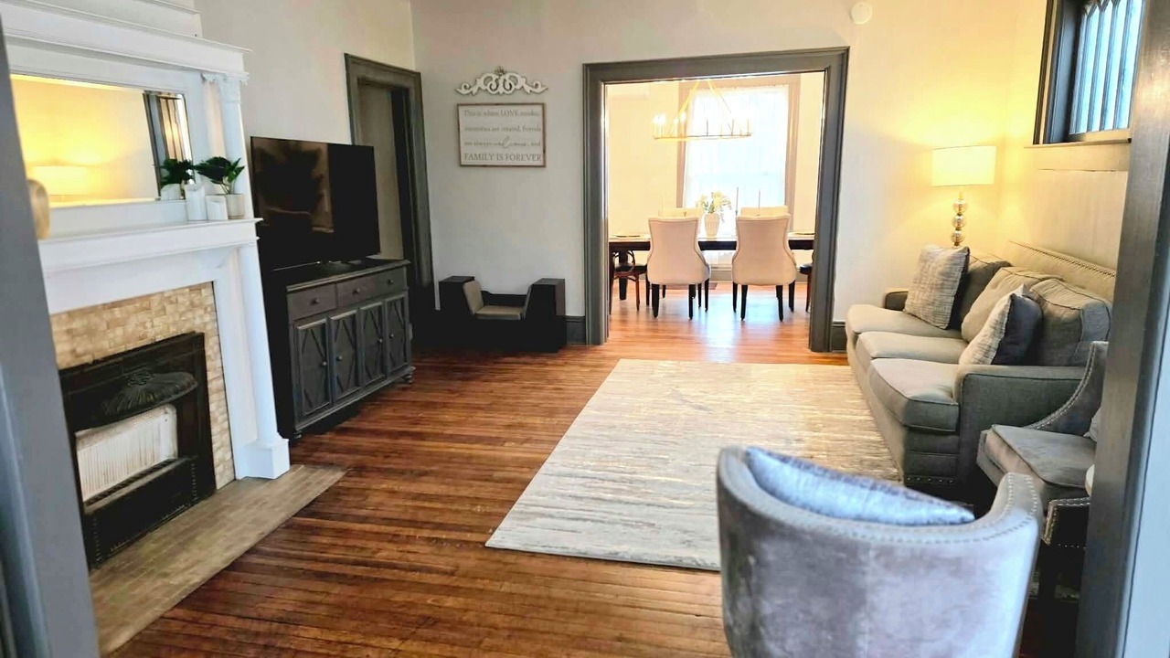 Photo of Livingroom in Elmira
