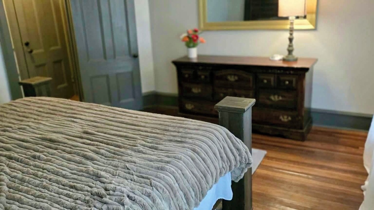 Photo of Bedroom in Elmira